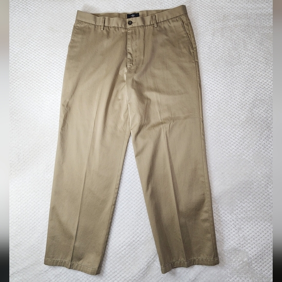DOCKERS CLASSIC FIT MENS PANTS.     SIZE 38×30 KHAKI COLOR - Picture 2 of 11